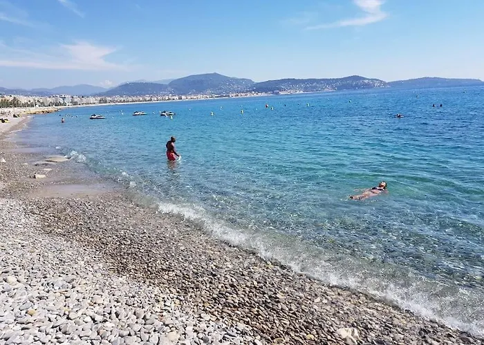 Nice & Les Cypres