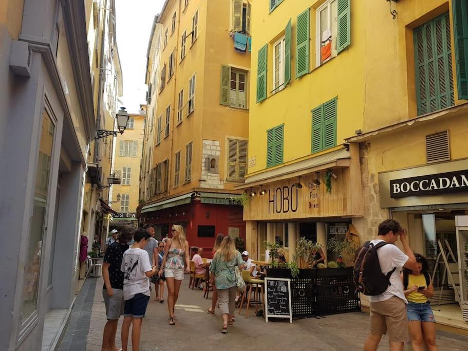 Apartment & Les Cypres *